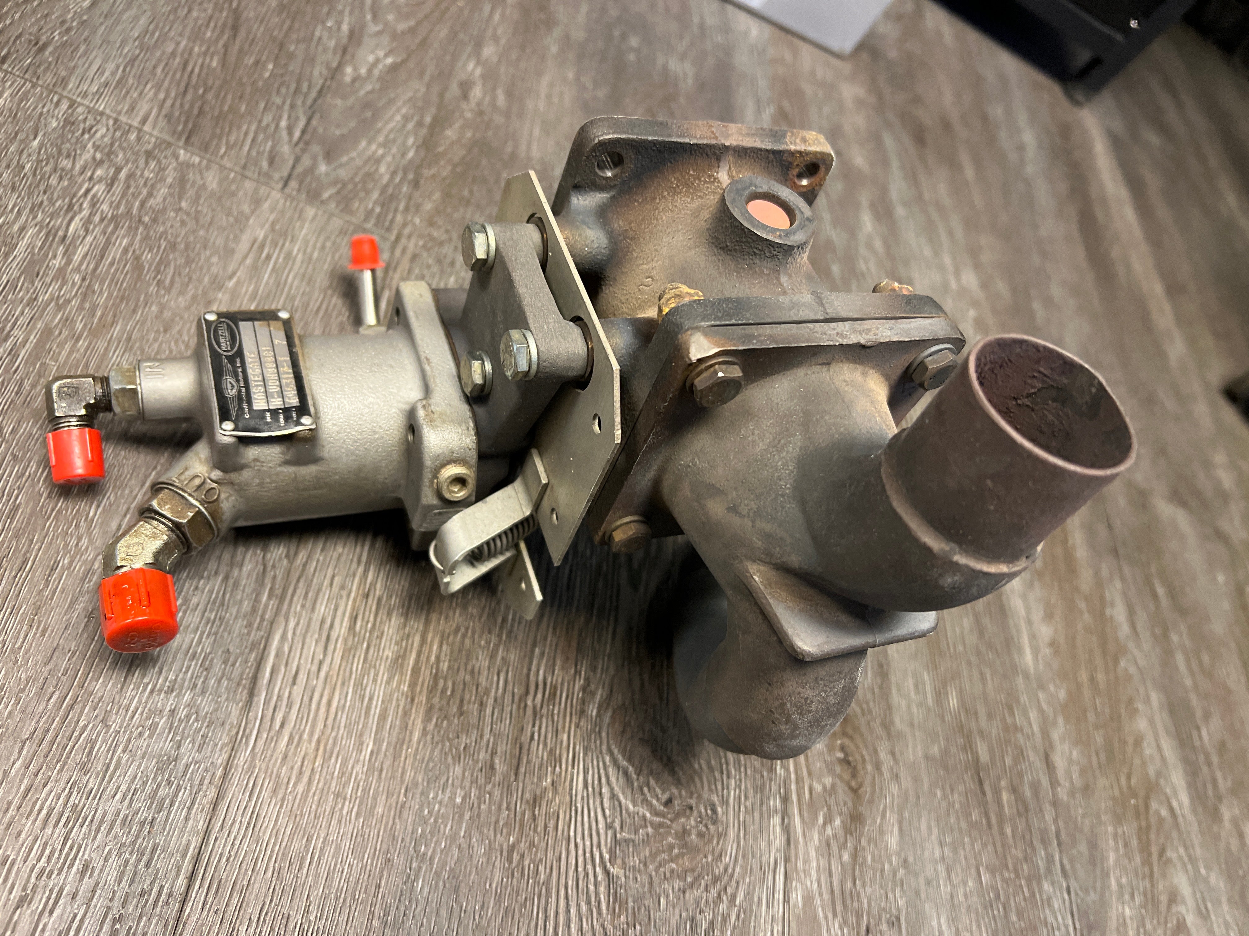 Hartzell Wastegate P/N 646317-1 with 8130
