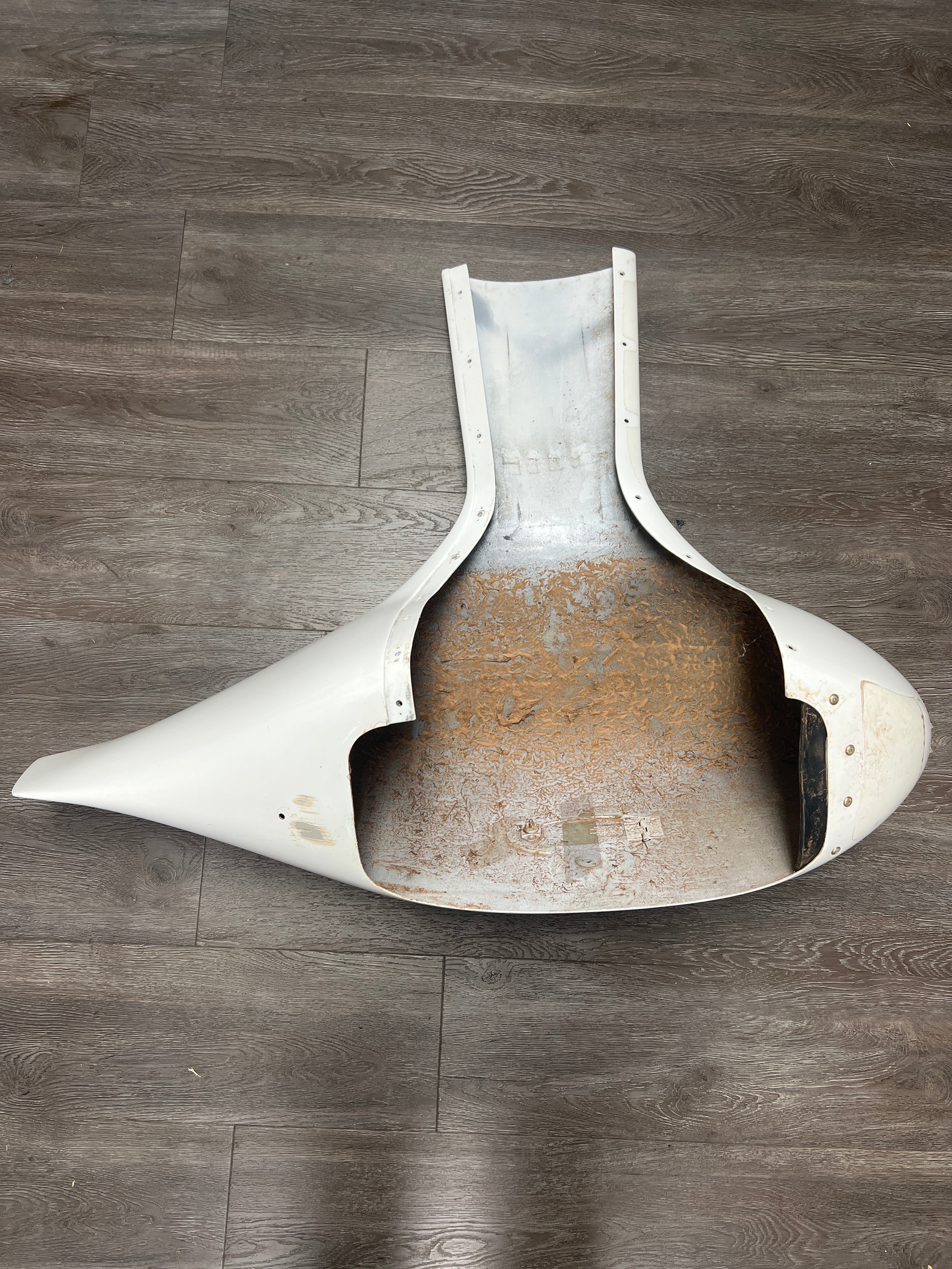 Wheel Fairing LH P/N 44250-001