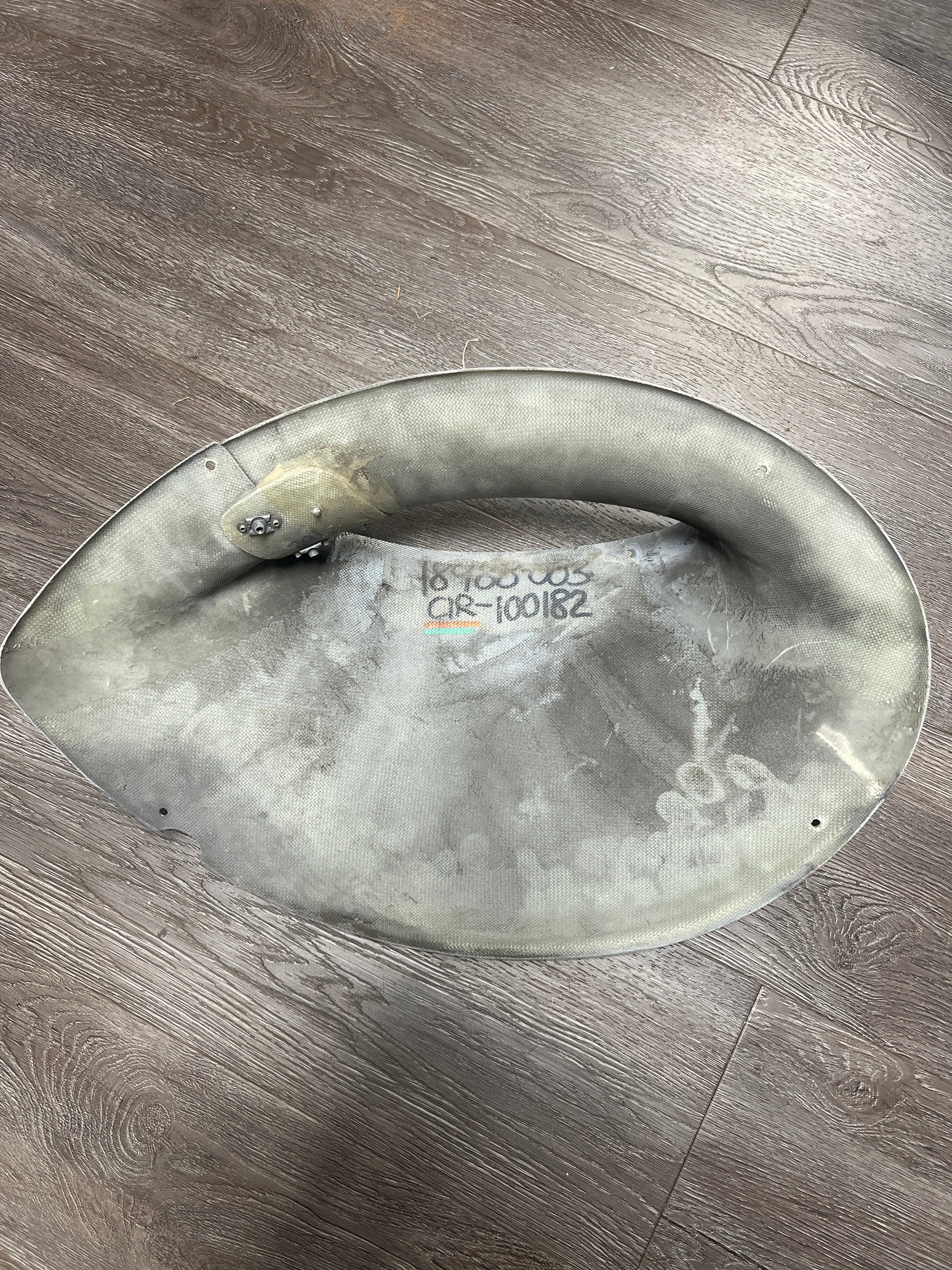 Fairing, Upper, MLG,Left P/N 18988-003
