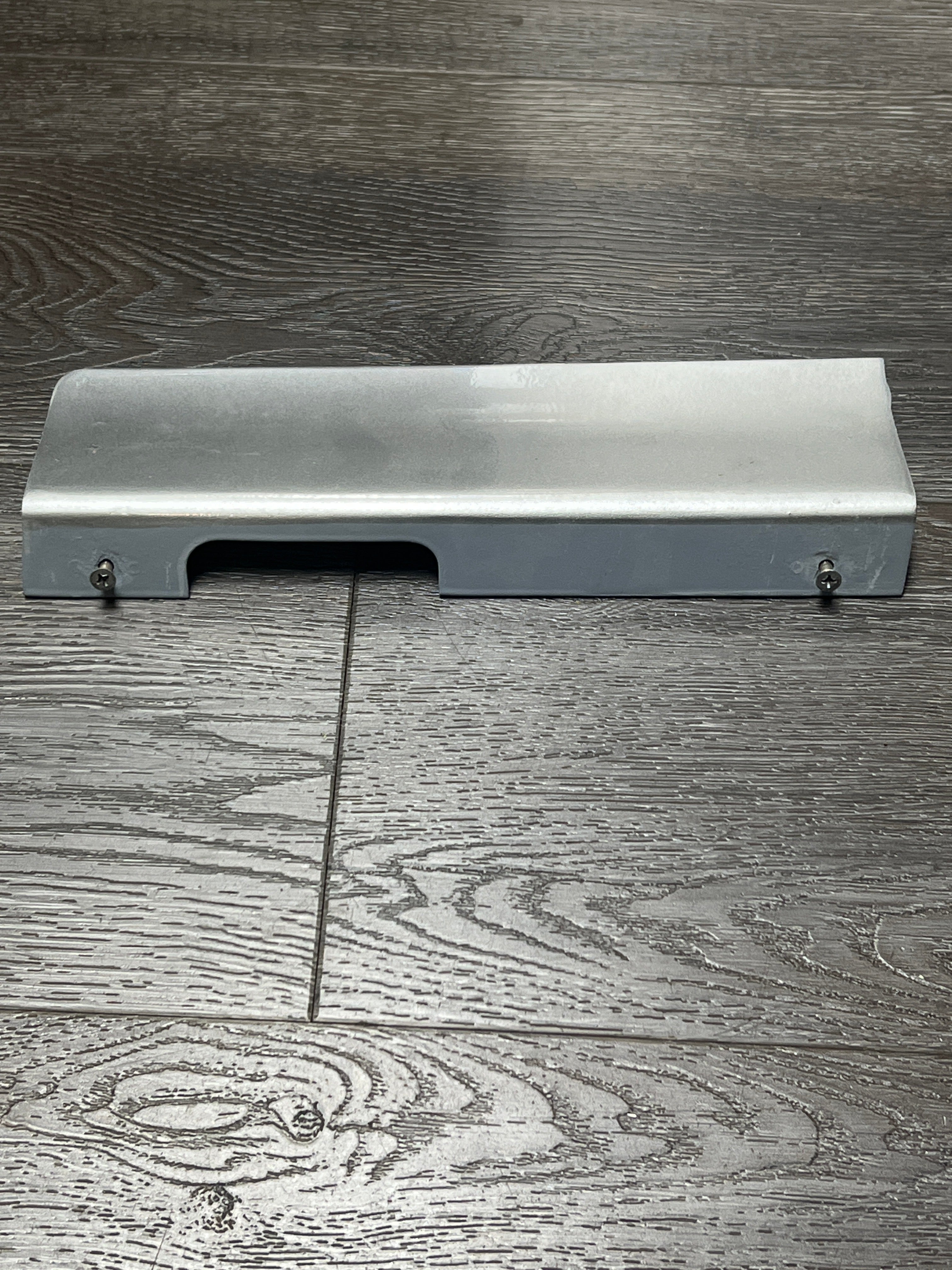 Aileron Cove Panel 18499-401