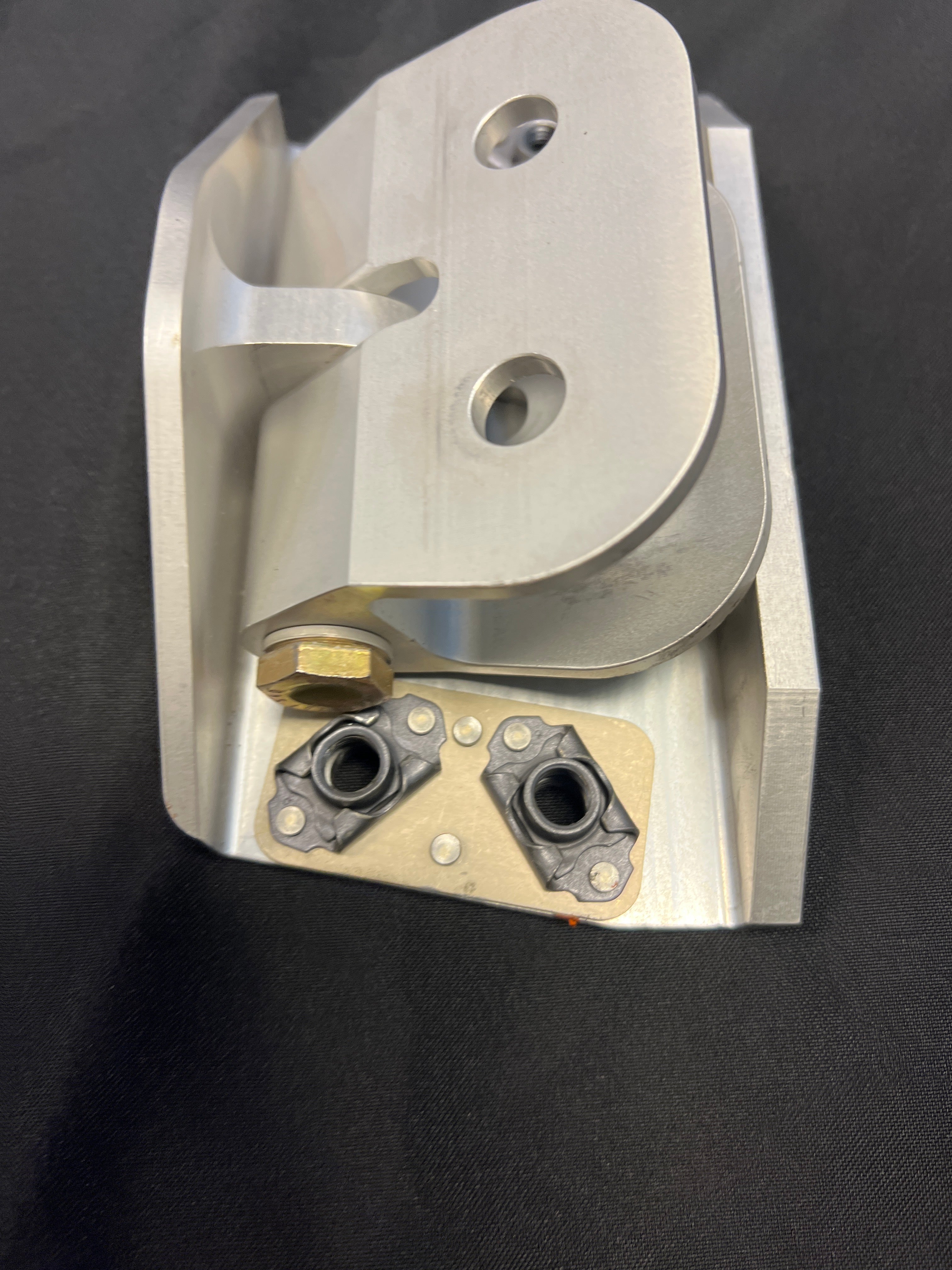 Cirrus SR-22 Upper Gear Attach w / Strut End Upper Fitting P/N 16947-001