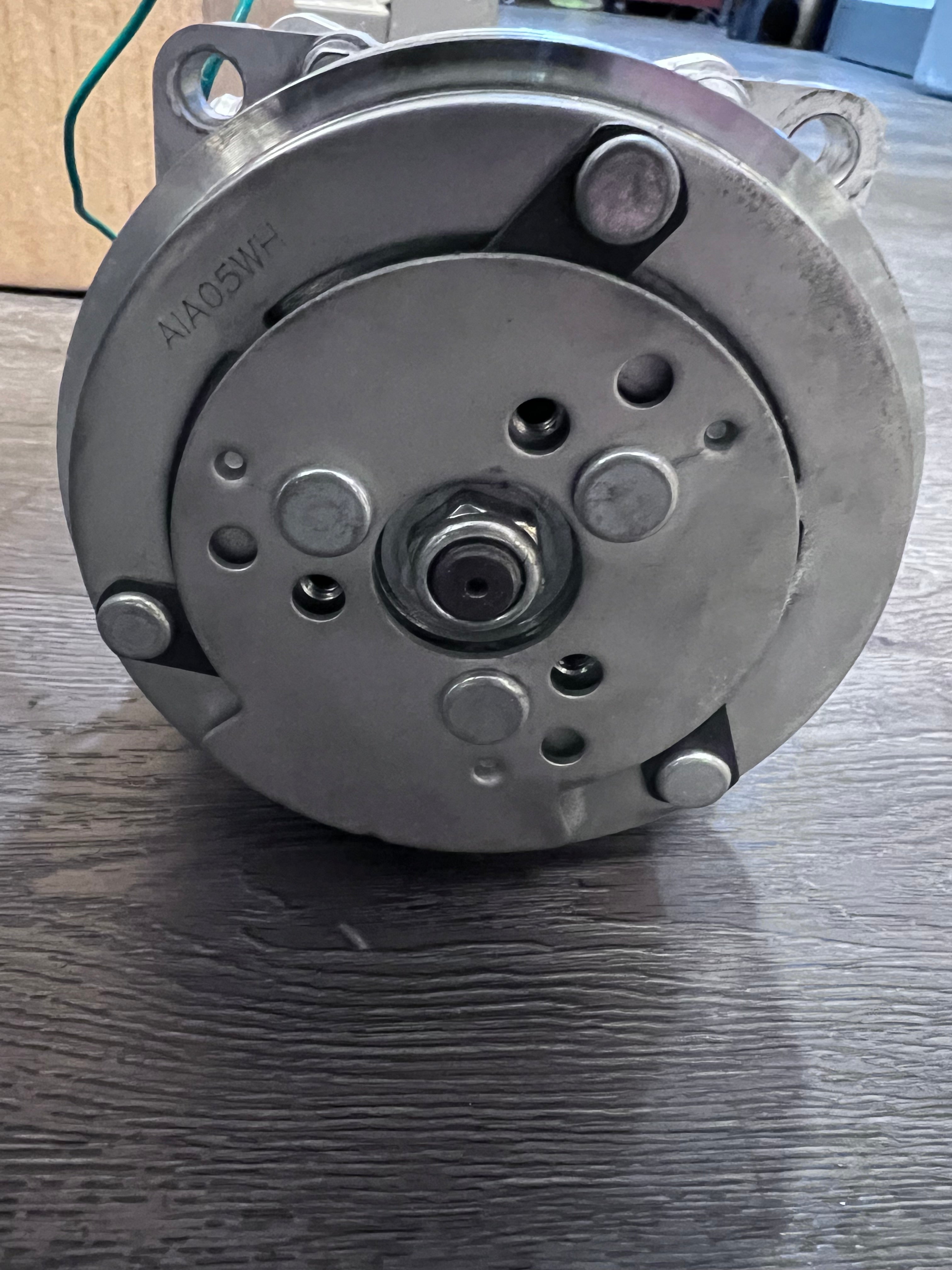 Sanden Compressor P/N SD508 24V