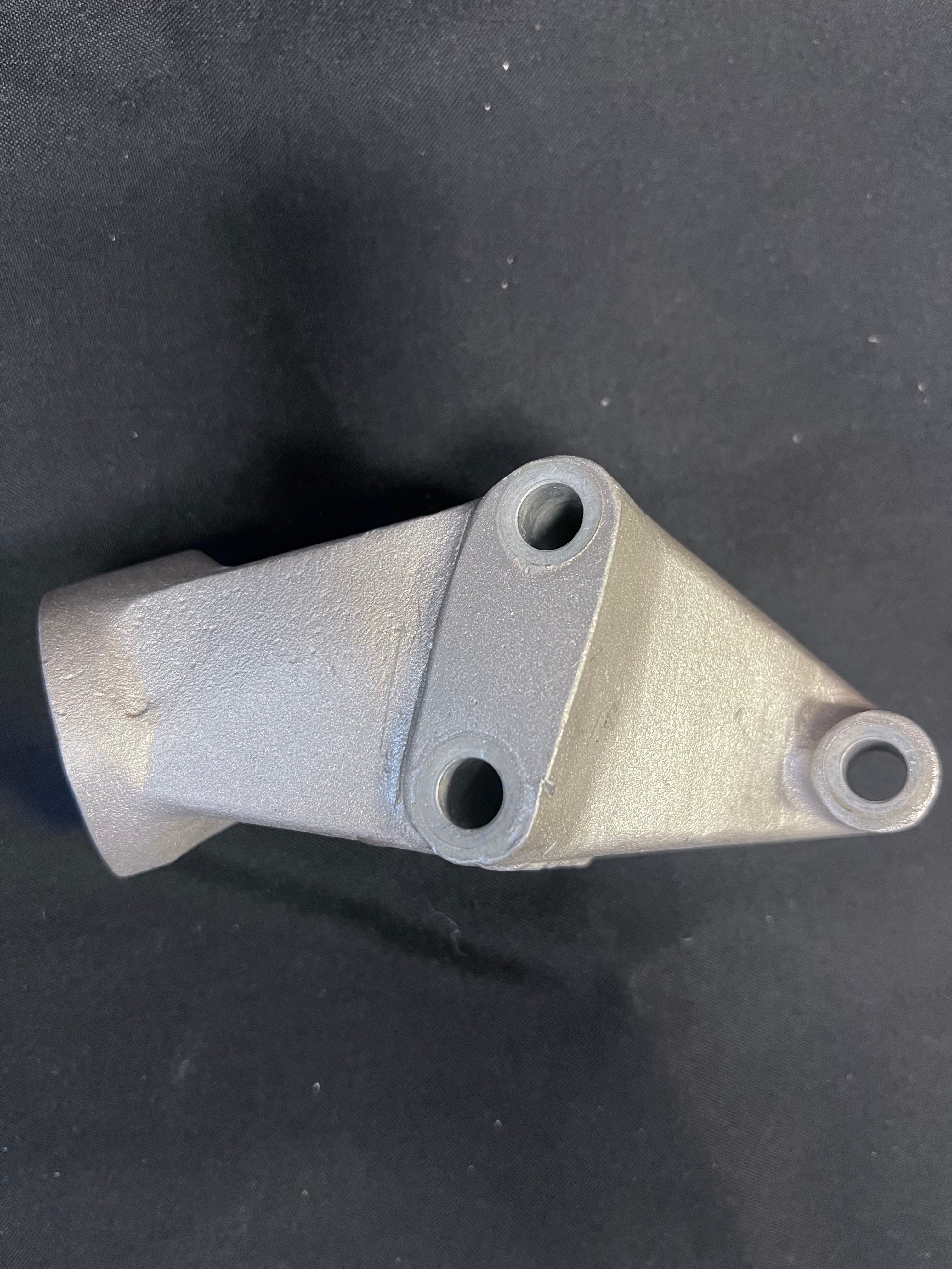 Continental Cast Engine Mount PN 631153