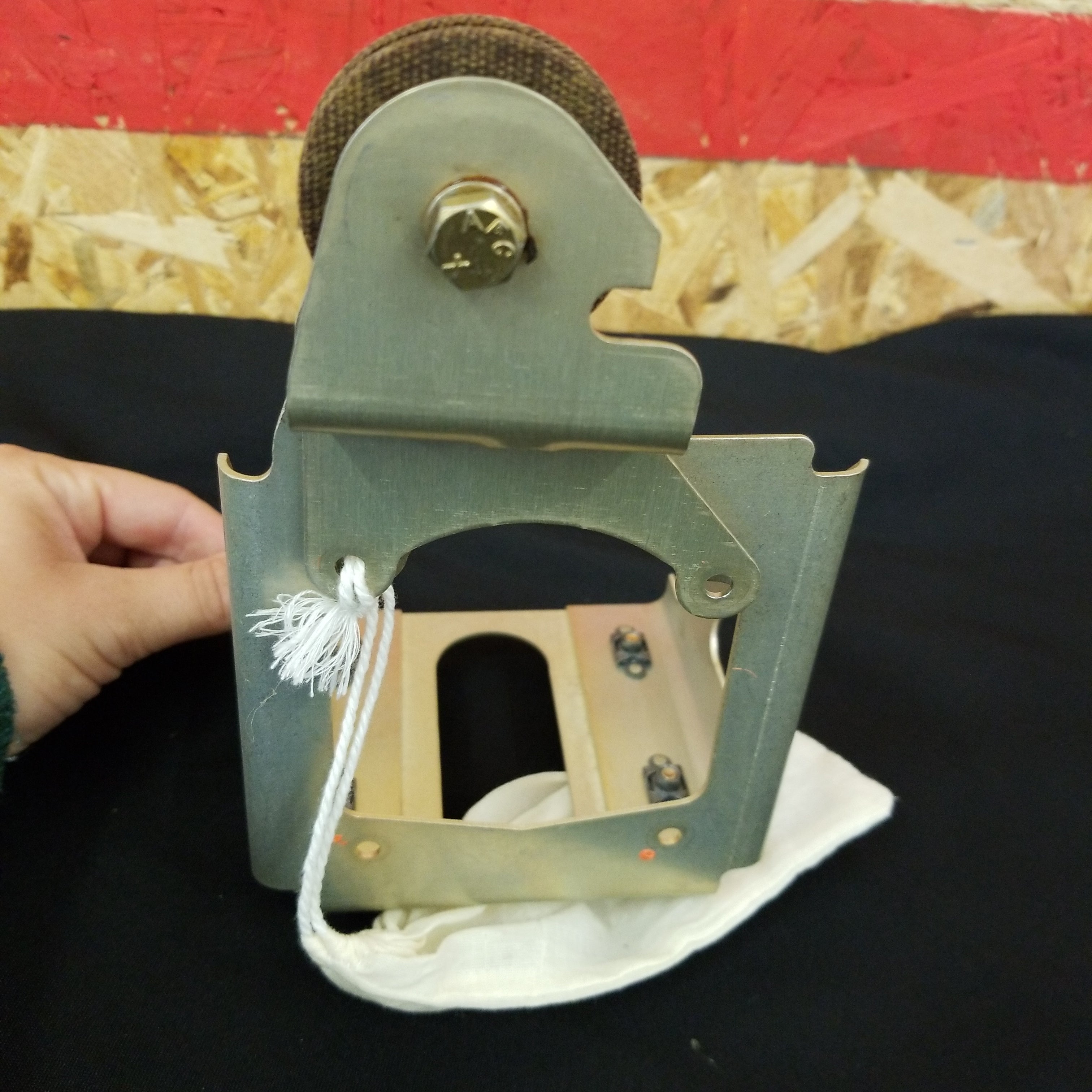 Elevator Servo Bracket 19308-001