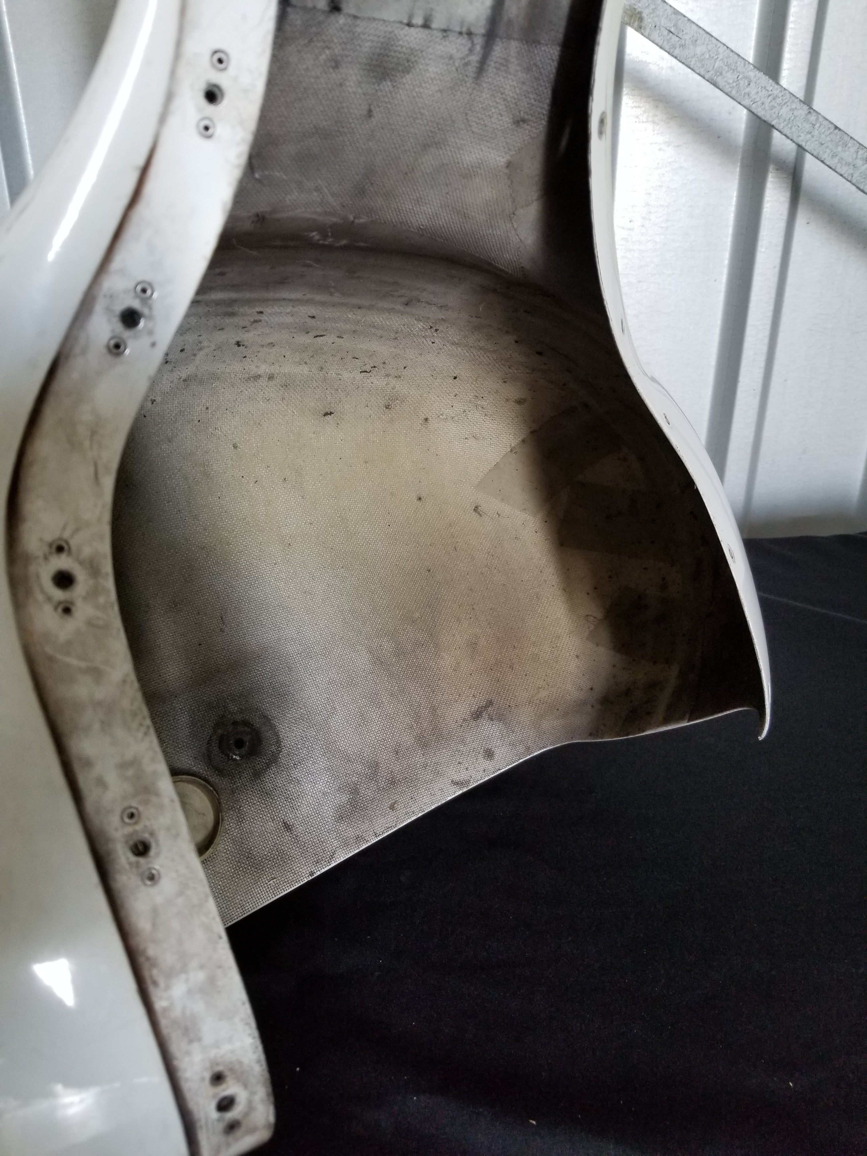 Lower Wheel Fairing 18137-003